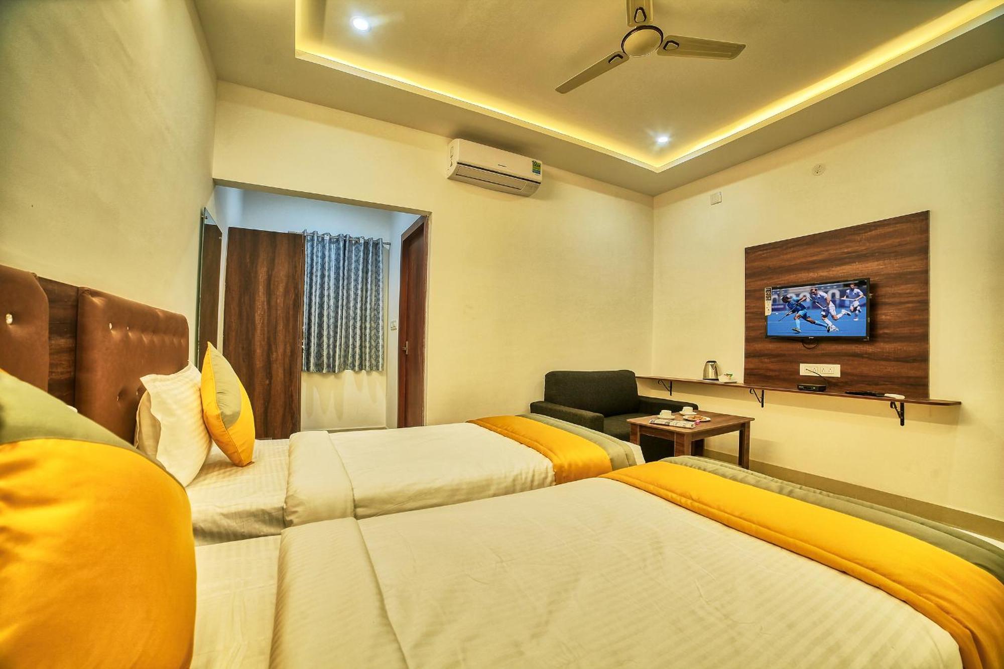 Visa Inn Hotel 4Kms From Airport L Free Airport Pickup & Drop 24X7 Devanahalli Eksteriør bilde