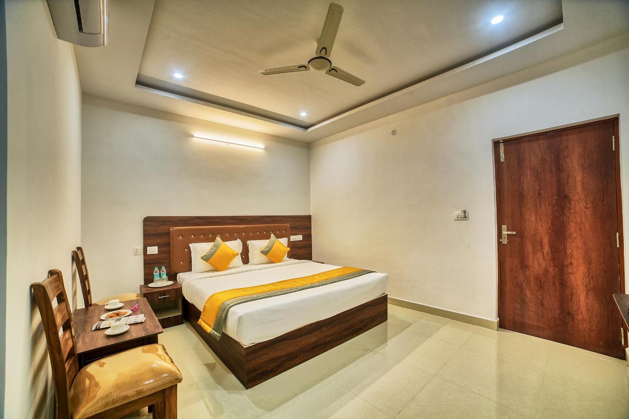 Visa Inn Hotel 4Kms From Airport L Free Airport Pickup & Drop 24X7 Devanahalli Eksteriør bilde